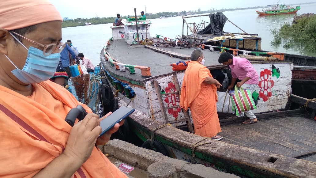 Loading Relief Materials on the Boat at Pathat Pratima